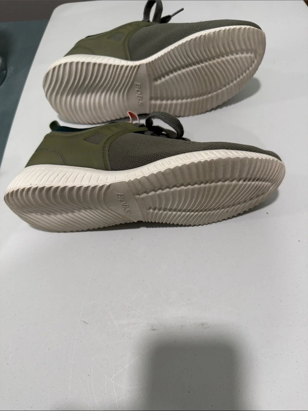 Skechers breathable knit